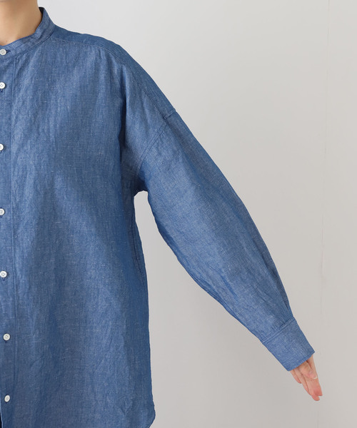 JOURNAL STANDARD LUXE（ジャーナルスタンダード　ラックス）の「CLシャンブレー スタンドカラーシャツ（シャツ/ブラウス・レディース・ブルー系その他/ホワイト・FREE）」の5枚目の写真