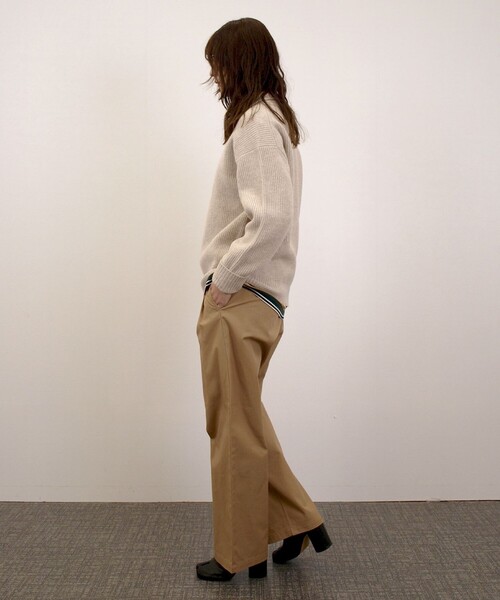 J.PRESS YORK STREET(ジェイプレスヨークストリート)の「【UNISEX】ウールカシミヤ スキッパーニットポロシャツ(ニット/セーター・メンズ・ブルー系/アイボリー系/ネイビー系/レッド系・SMALL/MEDIUM/LARGE)」の11枚目の写真