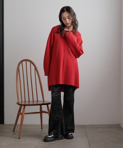 LOWRYS FARM（ローリーズファーム）の「センタータックロングプルオーバー  600401（ニット/セーター・レディース・ブラック/レッド/アイボリー・FREE）」の20枚目の写真