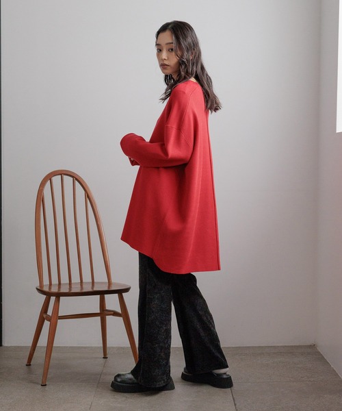 LOWRYS FARM（ローリーズファーム）の「センタータックロングプルオーバー  600401（ニット/セーター・レディース・ブラック/レッド/アイボリー・FREE）」の17枚目の写真