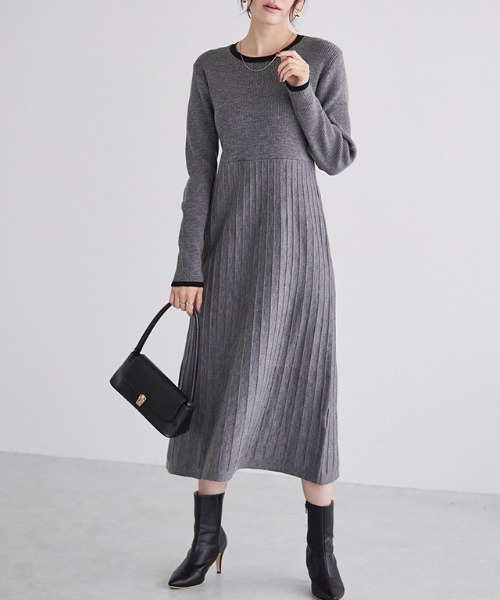 配色プリーツニットワンピース（ワンピース）｜Pierrot（ピエロ）の