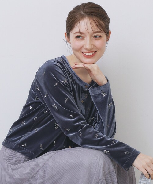 セール】小花刺繍ベロアショートカーディガン【洗濯機OK