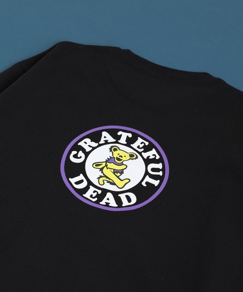 Grateful Dead(グレイトフルデッド)の「GRATEFULDEAD 裏起毛オーバーサイズトレーナー グレイトフルデッド(スウェット・メンズ・ダークグリーン系1/ホワイト系1/グレイッシュベージュ/ヘザーチャコール/チャコール/ブラック系1/ブラック/ネイビー/キャメル/杢グレー/ダークグリーン/ベージュ/オートミール/チャコールアッシュ/ネイビー系1/チャコールグレー・M/XL/L)」の4枚目の写真