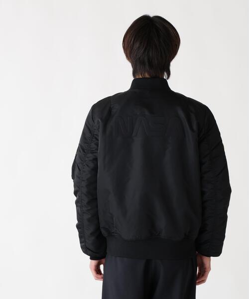 Alpha Industries（アルファインダストリーズ）の「ALPHA INDUSTRIES/アルファ インダストリーズ/NASA MA-1 FLIGHT JACKET /ナサ エムエーワン フライトジャケット（MA-1・メンズ・ネイビー/ブラック・L/M/S/2XL/XL）」の13枚目の写真
