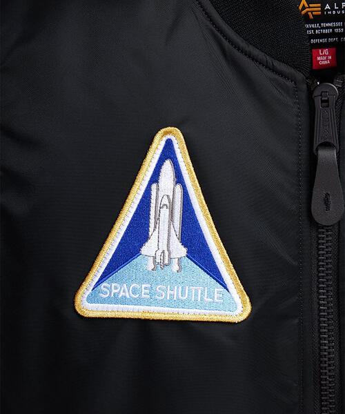 Alpha Industries（アルファインダストリーズ）の「ALPHA INDUSTRIES/アルファ インダストリーズ/NASA MA-1 FLIGHT JACKET /ナサ エムエーワン フライトジャケット（MA-1・メンズ・ネイビー/ブラック・L/M/S/2XL/XL）」の21枚目の写真