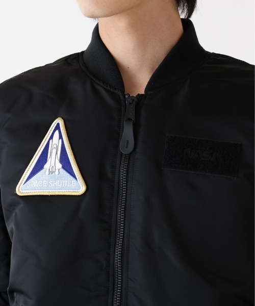 Alpha Industries（アルファインダストリーズ）の「ALPHA INDUSTRIES/アルファ インダストリーズ/NASA MA-1 FLIGHT JACKET /ナサ エムエーワン フライトジャケット（MA-1・メンズ・ネイビー/ブラック・L/M/S/2XL/XL）」の8枚目の写真
