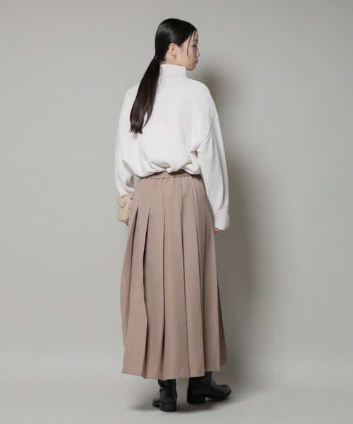NANO universe（ナノユニバース）の「ワイドプリーツロングスカート（スカート・レディース・モカ/ベージュ/ブラック・FREE）」の10枚目の写真