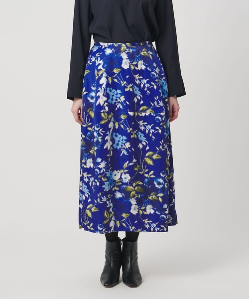 UNITED ARROWS（ユナイテッドアローズ）の「サテン コクーン プリント スカート ‐ウォッシャブル‐（スカート・レディース・その他1・38/36）」の8枚目の写真