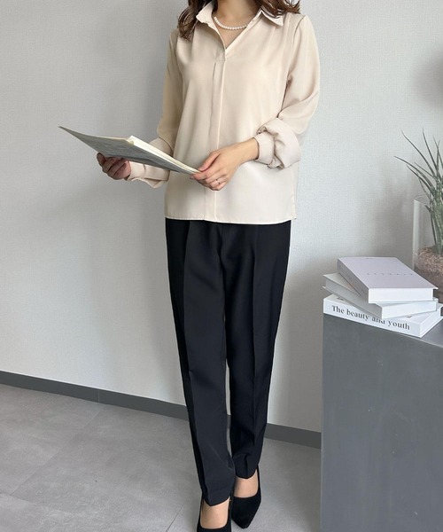 LOWO(ロワ)の「ビッグカラー ブラウス 長袖 オフィス フォーマル シャツ(シャツ/ブラウス・レディース・ホワイト/ブラック/ベージュ・FREE)」の16枚目の写真
