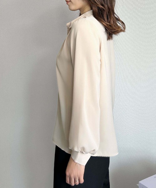 LOWO(ロワ)の「ビッグカラー ブラウス 長袖 オフィス フォーマル シャツ(シャツ/ブラウス・レディース・ホワイト/ブラック/ベージュ・FREE)」の15枚目の写真
