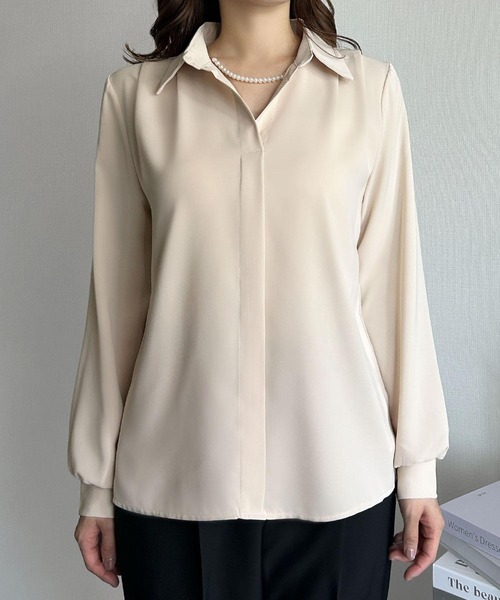 LOWO(ロワ)の「ビッグカラー ブラウス 長袖 オフィス フォーマル シャツ(シャツ/ブラウス・レディース・ホワイト/ブラック/ベージュ・FREE)」の4枚目の写真