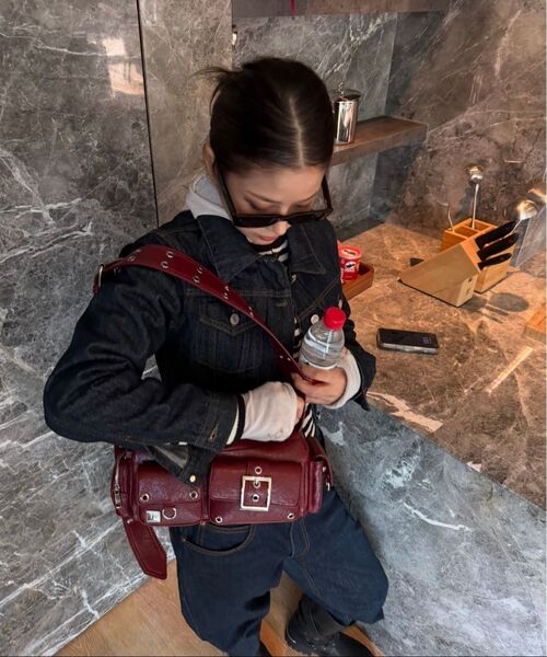 BLACKPURPLE(ブラックパープル)の「ミニフォートレスバッグ Mini Fortress Bag-Red(ショルダーバッグ・レディース・レッド・FREE)」の6枚目の写真