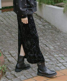 archives（アルシーヴ）の「クラッシュベロアタイトスカート（スカート・レディース）」