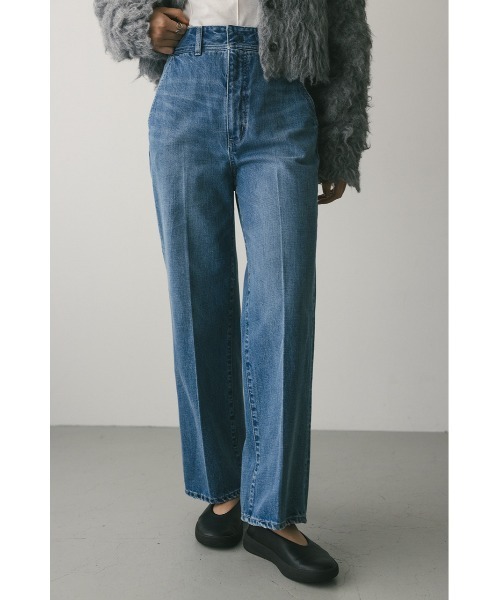 STYLEMIXER（スタイルミキサー）の「センタープレスストレートデニム（デニムパンツ・レディース・ライトブルー/インディゴブルー・X-SMALL/SMALL/MEDIUM）」の2枚目の写真