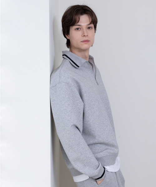 SELITIO(セレティオ)の「ラインポイントハーフジップスウェットグレー(スウェット・メンズ・グレー・MEDIUM/LARGE/X-LARGE)」の2枚目の写真