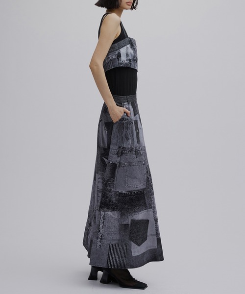 Ameri(アメリ)の「DENIM PATCHWORK PRINT BUSTIER(チューブトップ・レディース・ブラック/ブルー・SMALL/MEDIUM)」の22枚目の写真