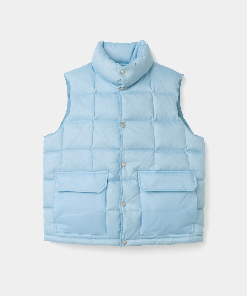 UNIFORM BRIDGE(ユニフォームブリッジ)の「rocky down vest sky blue(ダウンベスト・メンズ・その他・MEDIUM/LARGE/X-LARGE/XX-LARGE)」の1枚目の写真