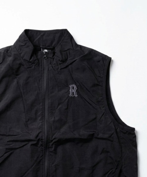 ROUND HOUSE(ラウンドハウス)の「【ROUND HOUSE/ラウンドハウス】 Nylon Light Weight Packable Vest(ベスト・メンズ・グレー/ブラック/ブラウン・MEDIUM/X-LARGE/LARGE)」の7枚目の写真