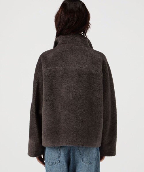 GALERIE VIE（ギャルリー ヴィー）の「スーリーアルパカシャギー ハイネックオーバルコート（その他アウター・レディース・チャコールグレー・FREE）」の5枚目の写真