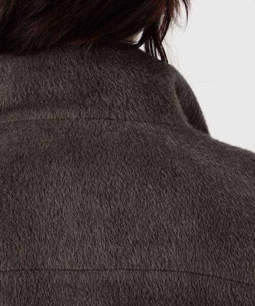 GALERIE VIE（ギャルリー ヴィー）の「スーリーアルパカシャギー ハイネックオーバルコート（その他アウター・レディース・チャコールグレー・FREE）」の9枚目の写真