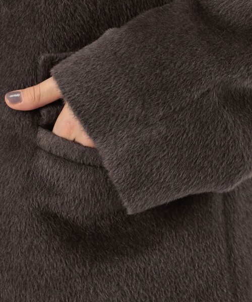 GALERIE VIE（ギャルリー ヴィー）の「スーリーアルパカシャギー ハイネックオーバルコート（その他アウター・レディース・チャコールグレー・FREE）」の11枚目の写真