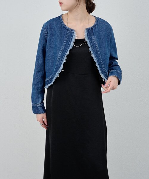 SHENERY（シーナリー）の「サテンキャミワンピース（ワンピース・レディース・ベージュ/ブラック・FREE）」の7枚目の写真