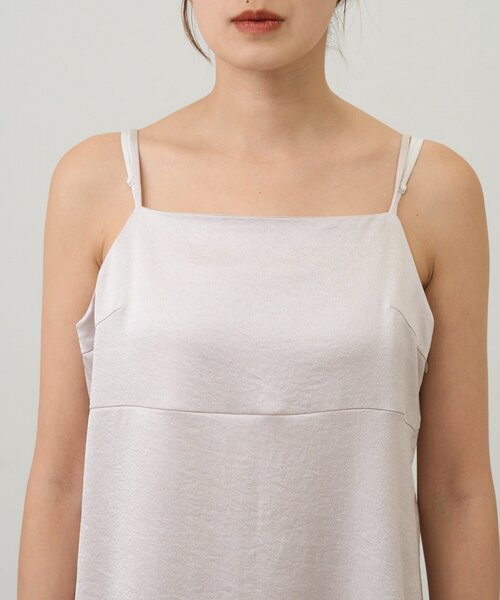 SHENERY（シーナリー）の「サテンキャミワンピース（ワンピース・レディース・ベージュ/ブラック・FREE）」の21枚目の写真