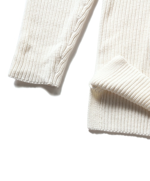 BEAMS LIGHTS Men's(ビームスライツ メンズ)の「BEAMS LIGHTS / 畦編みクルーネックニット(ニット/セーター・メンズ・オフホワイト/ベージュ/ネイビー・LARGE/MEDIUM/SMALL)」の7枚目の写真