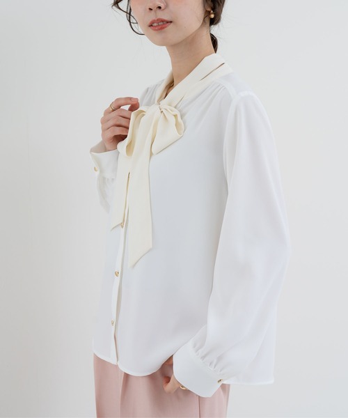 ANNA LUNA(アンナルナ)の「【ANNA LUNA】オケージョン にも◎きれいめもカジュアルも叶える 2WAY ブラウス(シャツ/ブラウス・レディース・オフホワイト/ブラック/ベージュ・MEDIUM)」の17枚目の写真