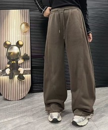 LETee（レティー）の「サイド切り替えスウェットパンツ　オーバーサイズ（スウェットパンツ）」
