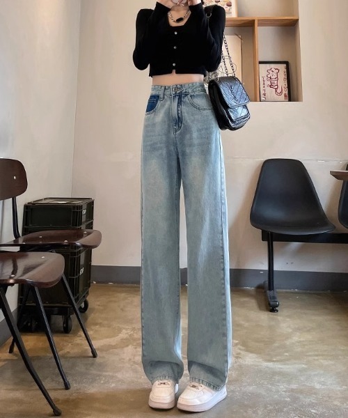 NoBelle(ノベル)の「ハイウエストストレートデニムパンツ(デニムパンツ・レディース・ホワイト/ブルー・M/S)」の6枚目の写真