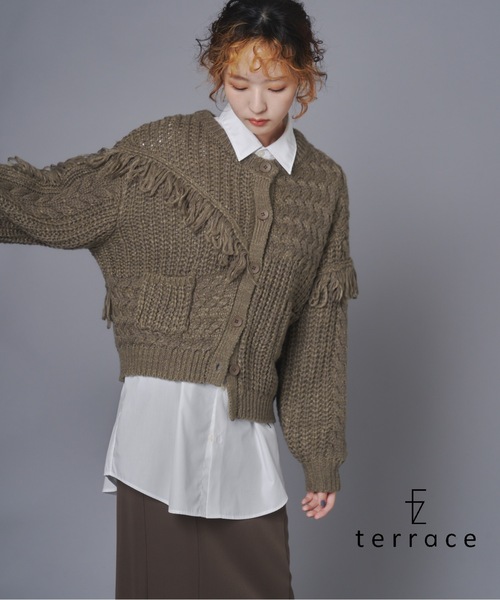 terrace(テラス)の「フリンジニットアシメトリーカーディガン(カーディガン/ボレロ・レディース・カーキ/ブラック/アイボリー・FREE)」の1枚目の写真
