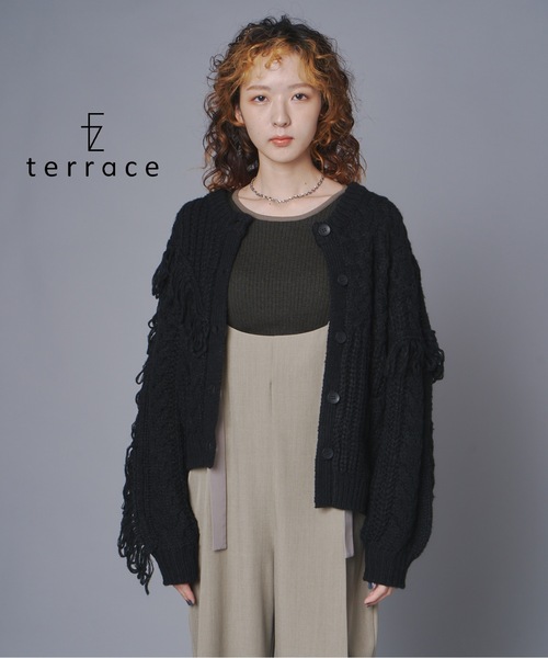 terrace(テラス)の「フリンジニットアシメトリーカーディガン(カーディガン/ボレロ・レディース・カーキ/ブラック/アイボリー・FREE)」の3枚目の写真