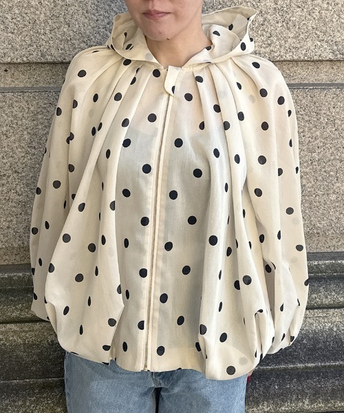 JENNE(ジェンヌ)の「シアードットボリュームブルゾン(北陸生産生地)(その他アウター・レディース・ネイビー/ブラック/アイボリー・SMALL/MEDIUM/LARGE)」の15枚目の写真