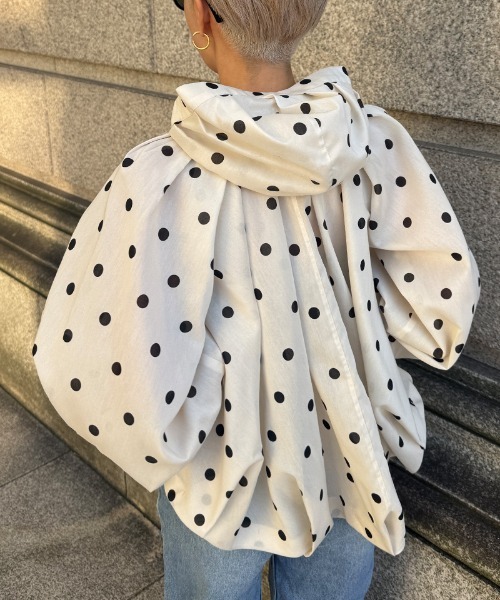 JENNE(ジェンヌ)の「シアードットボリュームブルゾン(北陸生産生地)(その他アウター・レディース・ネイビー/ブラック/アイボリー・SMALL/MEDIUM/LARGE)」の16枚目の写真