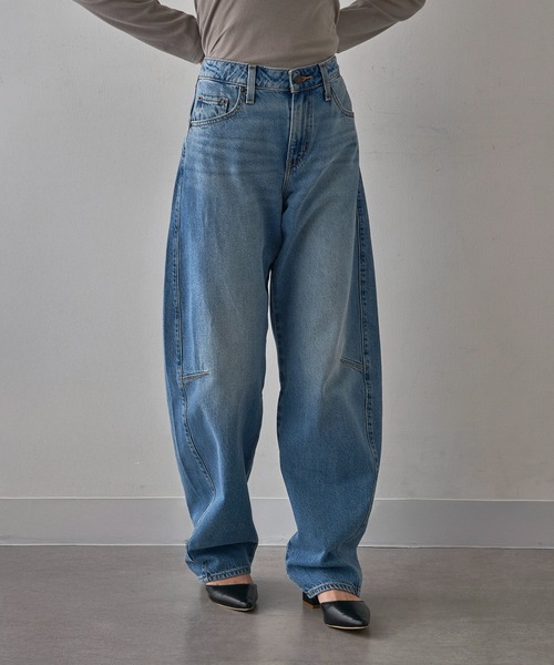 Levi's(リーバイス)の「【Levi’s】BAGGY DAD BARREL(デニムパンツ・レディース・インディゴブルー/ブラック・27/26/25/24)」の7枚目の写真