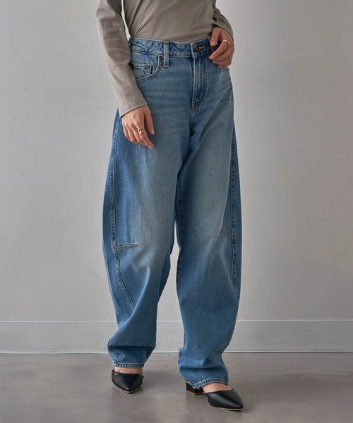 Levi's(リーバイス)の「【Levi’s】BAGGY DAD BARREL(デニムパンツ・レディース・インディゴブルー/ブラック・27/26/25/24)」の6枚目の写真