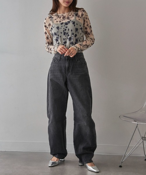 Levi's(リーバイス)の「【Levi’s】BAGGY DAD BARREL(デニムパンツ・レディース・インディゴブルー/ブラック・27/26/25/24)」の4枚目の写真
