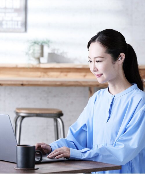 BIRTHDAY BAR（バースデイバー）の「エクリア睡眠用耳栓　Earplug（ボディスクラブ/ピーリング・レディース・ブラック/ホワイト・0）」の5枚目の写真