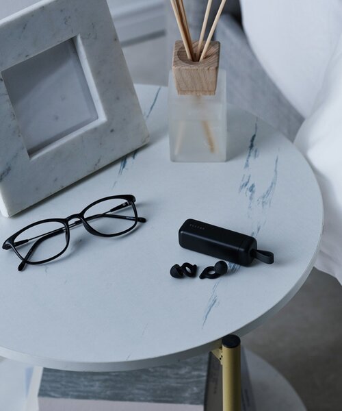 BIRTHDAY BAR（バースデイバー）の「エクリア睡眠用耳栓　Earplug（ボディスクラブ/ピーリング・レディース・ブラック/ホワイト・0）」の15枚目の写真