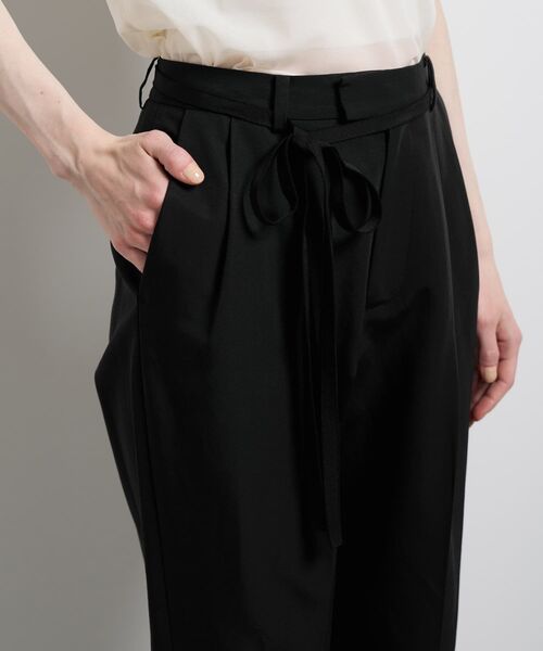 LANVIN en Bleu(ランバンオンブルー)の「グログランタックテーパードパンツ(その他パンツ・レディース・ブラック・38/36)」の9枚目の写真