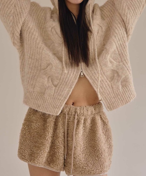 ACYM（アシーム）の「フラッフィーボアショートパンツ（その他パンツ・レディース・アイボリー/ベージュ・FREE）」の6枚目の写真