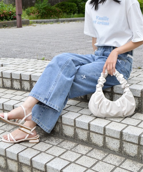 &soiree(アンドソワレ)の「フリルリボンデザインデニム(デニムパンツ・レディース・ブルー・FREE)」の7枚目の写真