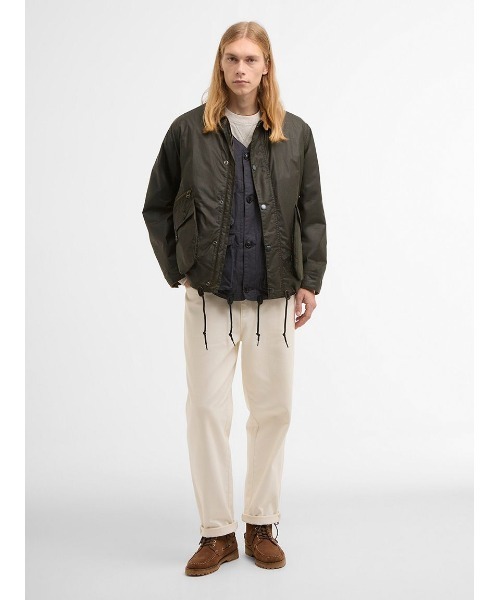 Barbour(バブアー)の「Modified Endurance ワックスジャケット(ブルゾン・メンズ・ネイビー/オリーブ・X-SMALL/SMALL/MEDIUM)」の3枚目の写真