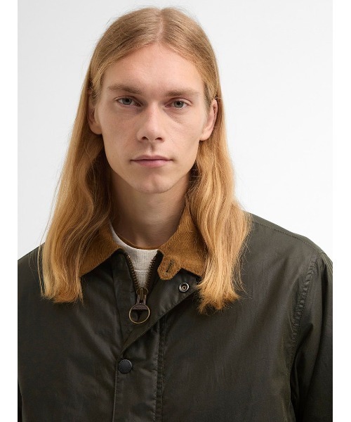 Barbour(バブアー)の「Modified Endurance ワックスジャケット(ブルゾン・メンズ・ネイビー/オリーブ・X-SMALL/SMALL/MEDIUM)」の6枚目の写真