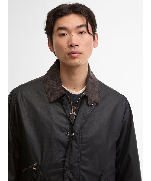 Barbour(バブアー)の「Modified Endurance ワックスジャケット(ブルゾン・メンズ・ネイビー/オリーブ・X-SMALL/SMALL/MEDIUM)」の12枚目の写真