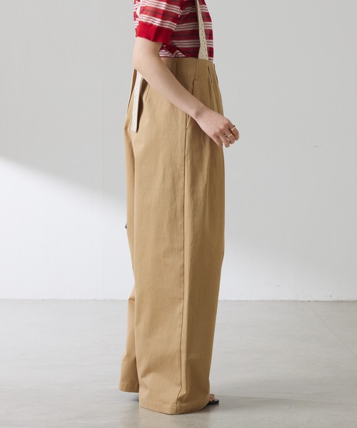 COLLAGE GALLARDAGALANTE（コラージュガリャルダガランテ）の「サスペンダーワイドタックパンツ（その他パンツ・レディース・アイボリー/ベージュ・FREE）」の20枚目の写真