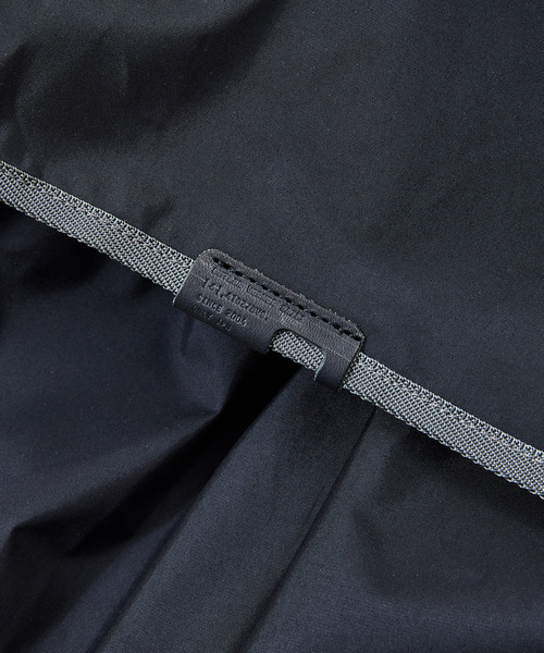 Butler Verner Sails(バトラーヴァーナーセイルス)の「Butler Verner Sails バトラーバーナーセイルズ / ブリザテックフラップミニトートバッグ / JI-3048(トートバッグ・メンズ・ベージュ系その他/ブルー/オリーブ/ブラック・FREE)」の15枚目の写真