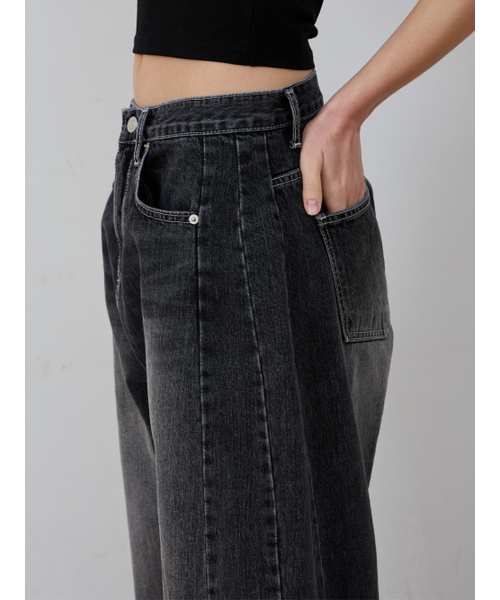 CCOMA(コンマ)の「CMJ05 カーブドダートバルーンブラックデニムパンツ(デニムパンツ・レディース・その他・SMALL/MEDIUM/LARGE)」の5枚目の写真