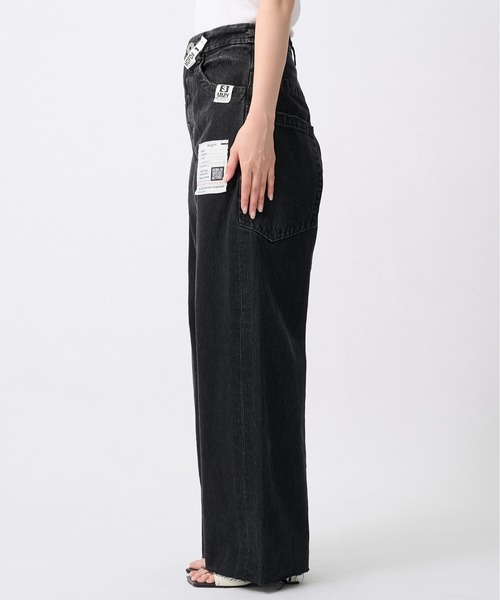 Maison MIHARA YASUHIRO(メゾンミハラヤスヒロ)の「【MIHARAYASUHIRO/ミハラヤスヒロ】別注 HUGE DETAILS DENIM PANTS/ヒュージディテールデニムパンツ(デニムパンツ・レディース・ブラック/インディゴブルー・38/36)」の21枚目の写真